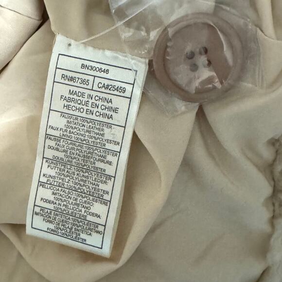 STEVE MADDEN Willow Coat Sherpa Faux Fur Leather Color Block Jacket NWT Medium - Picture 8 of 8